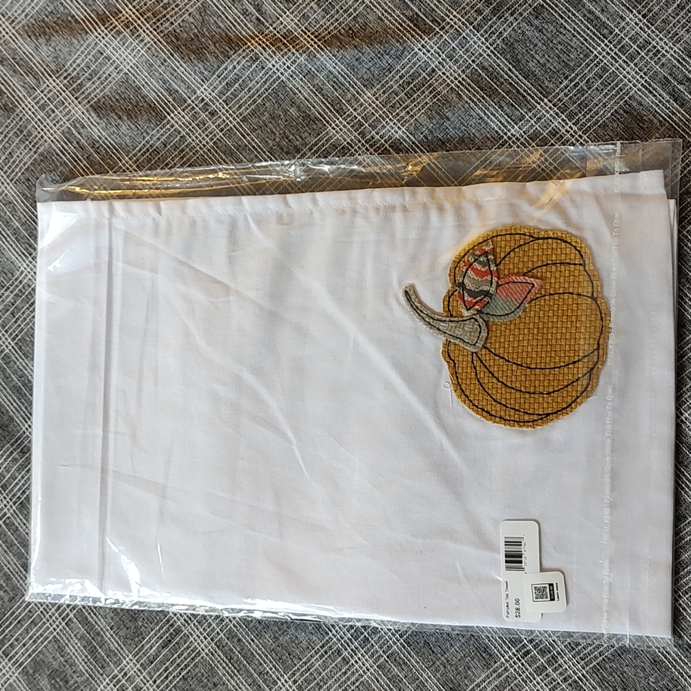 NWT Pumpkin Tea Towel